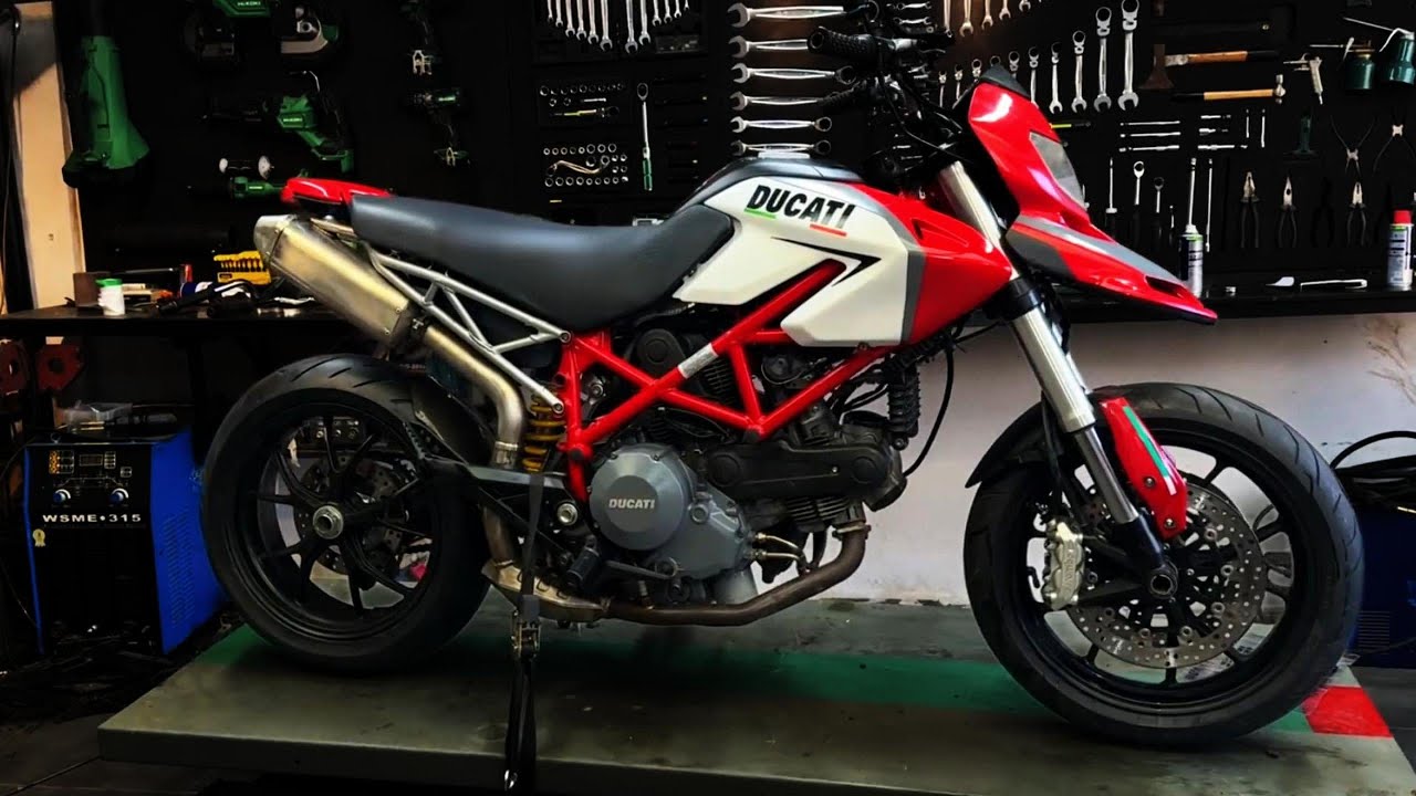 废品站 8 块 5 一斤捡漏“杜卡迪”！翻新过程极度舒适，最后启动那刻我惊了