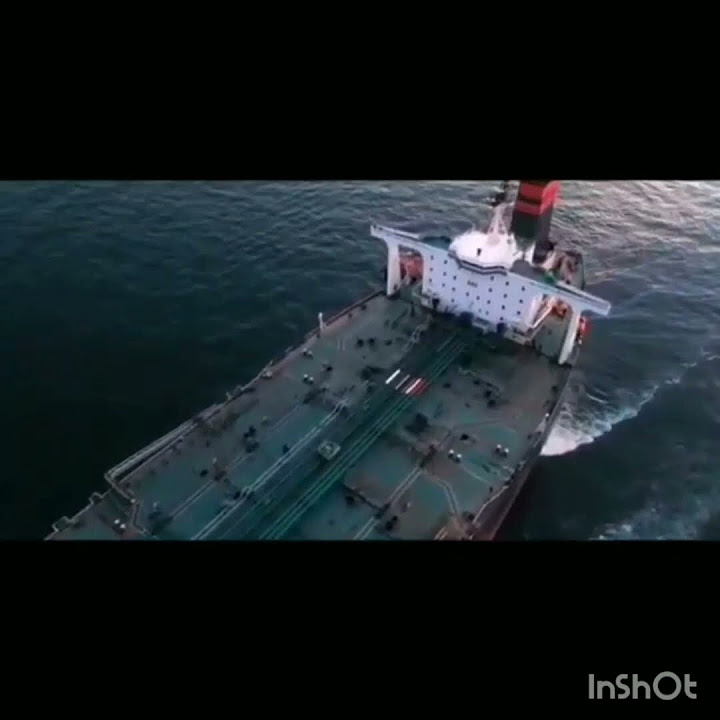 world-largest-tanker-ship-called-vlcc-supertanker-sea-lovers-lifeatsea
