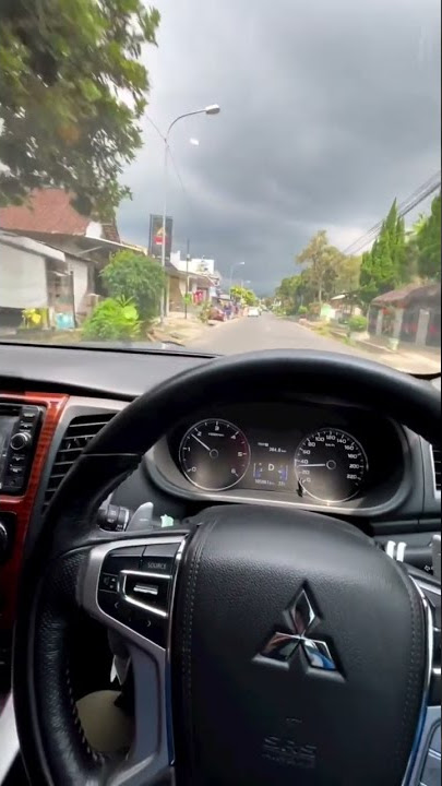 STORY BAWA MOBIL PAJERO