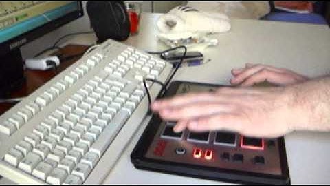 AKAI MPC ELEMENT, first 10 minutes with HELLBEATZ