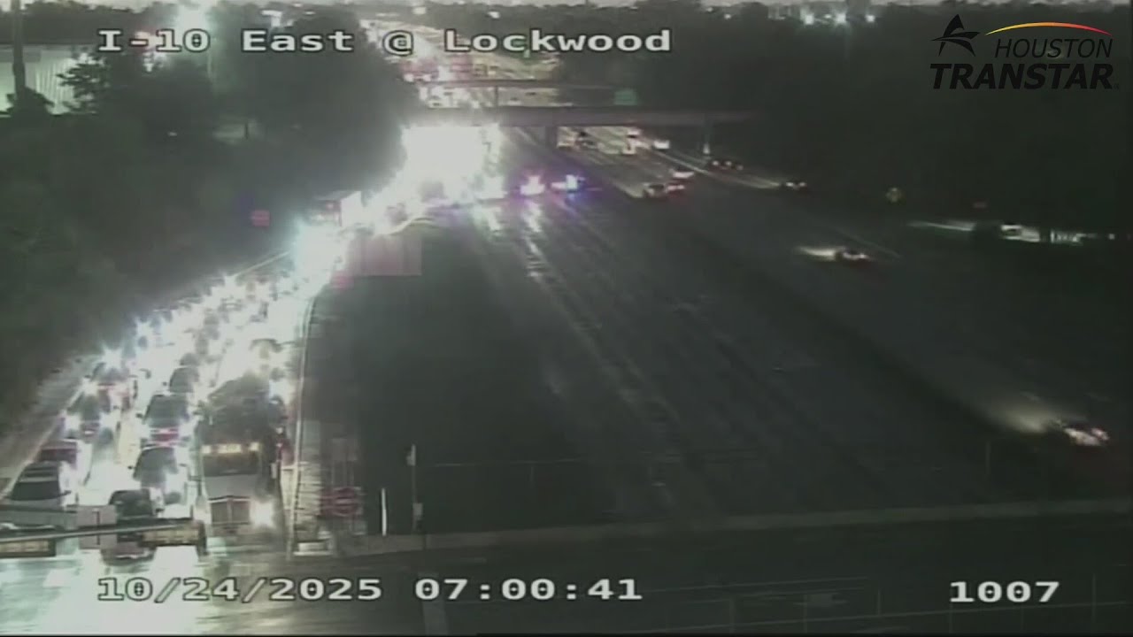 Major fatal crash closes I-10 East westbound near Waco Street - YouTube