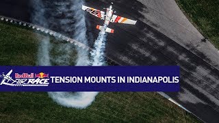 Tension mounts in Indy screenshot 4