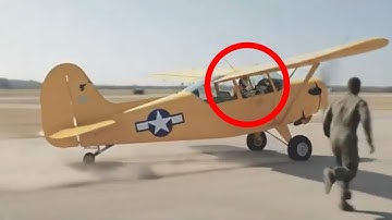 Humanoid Robot steals Plane