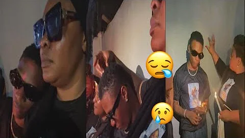 WIZKID in Tears as He attends his late mum burial