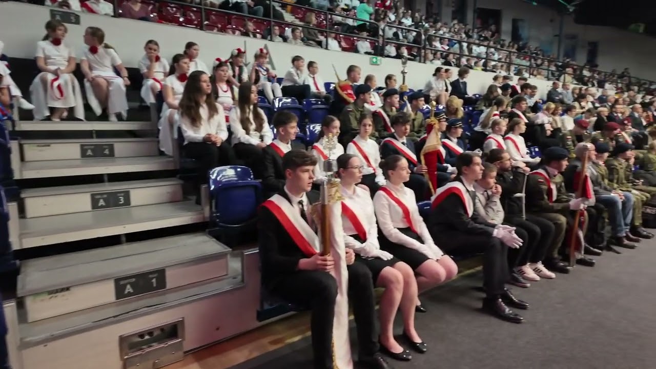 Patriotyzm i świetna musztra! Tak wyglądał konkurs pocztów sztandarowych