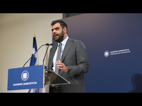 Eνημέρωση πολιτικών συντακτών