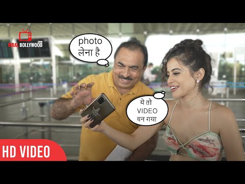 URFI JAVED Hilarious Fans Moments At Airport 👀🛫🛫 | URFI JAVED | FAN MOMENT | AIRPORT SPOTTING