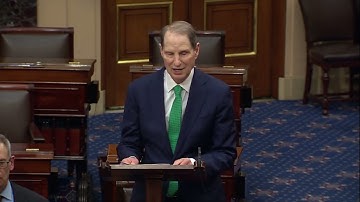 Wyden Urges Colleagues to Reject Expanding Warrantless FISA 702 Surveillance