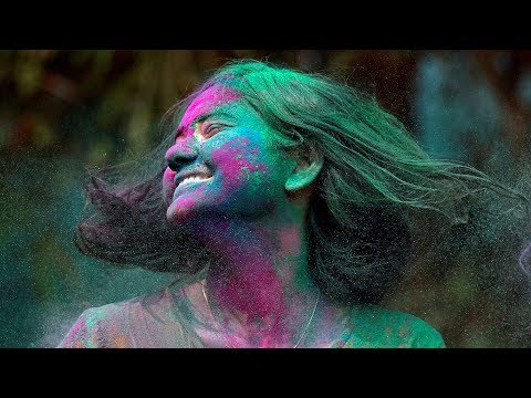 Vidéo: Lathmar Holi: Une Explosion De Couleurs Et Une Bataille Des Sexes