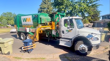 WM- Freightliner M2 Labrie Automizer Helping Hand (Clip)