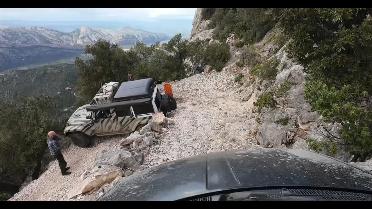 Offroad Sardinien - Ist der schwarze Track zu eng für den Jeep?