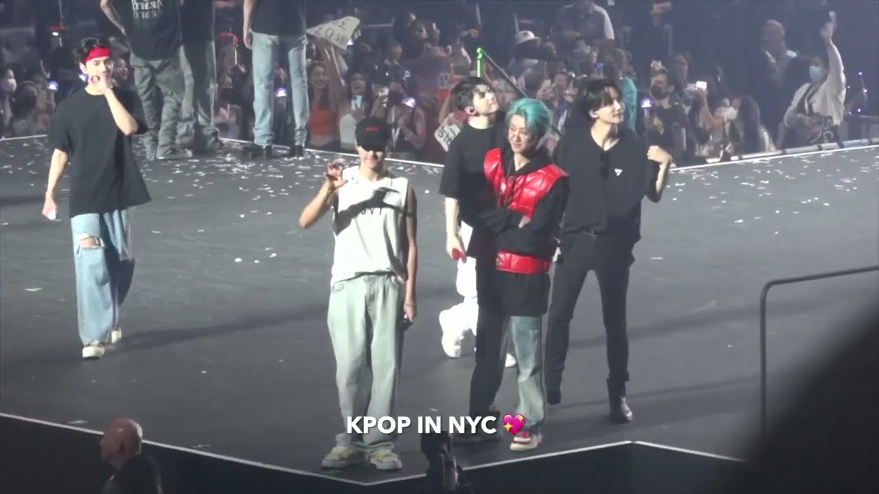 SEVENTEEN 세븐틴 BE THE SUN NEW YORK 2022.09.01 ENCORE: VERY NICE 아주 NICE [HD fancam 직캠]