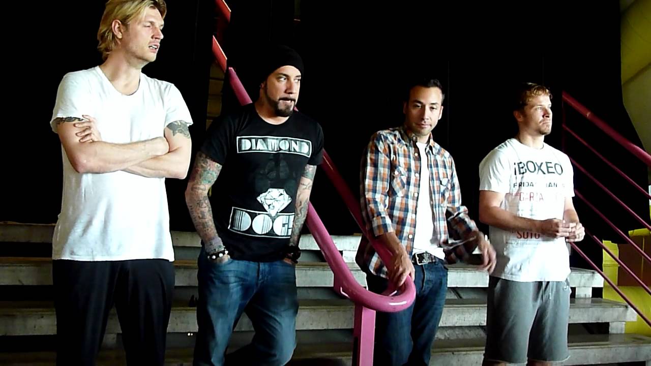 NKOTBSB Geneva May 3 #6 - BSB Soundcheck - Chocolate, Fav Song, Nick's Movies, Fav Tour, Break