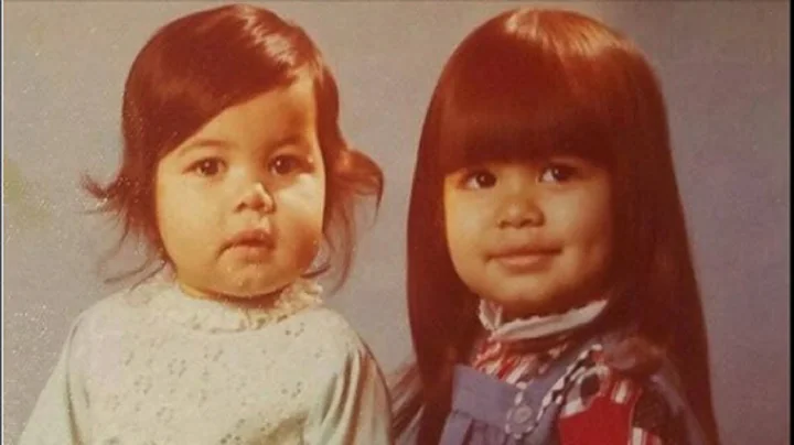 Man Stumbles Across Photo Realizes Theyre The Same...