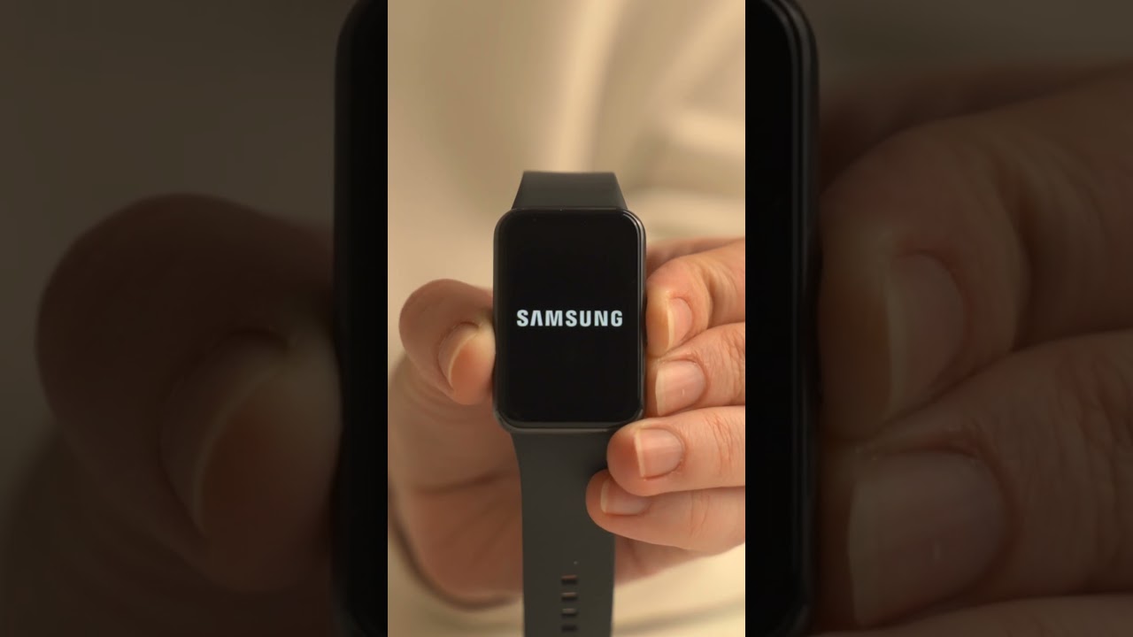 Распаковка смарт-часов Samsung Galaxy Fit 3