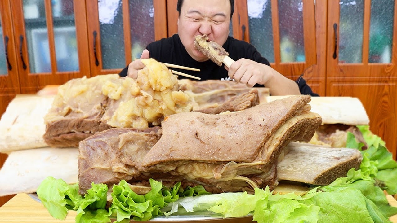 🔥【清炖牛排】豪横十几斤牛排清炖！原汁原味，牛肉香到直流口水