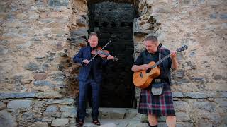 Video thumbnail of "Anderson and Gordon, unexpected set at Ruthven Barracks"