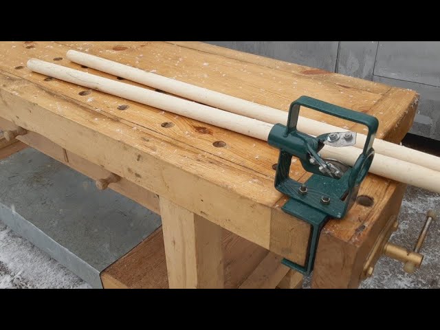 Homemade Dowel Maker - DIY Table Saw Dowel Making Jig 👉 FREE
