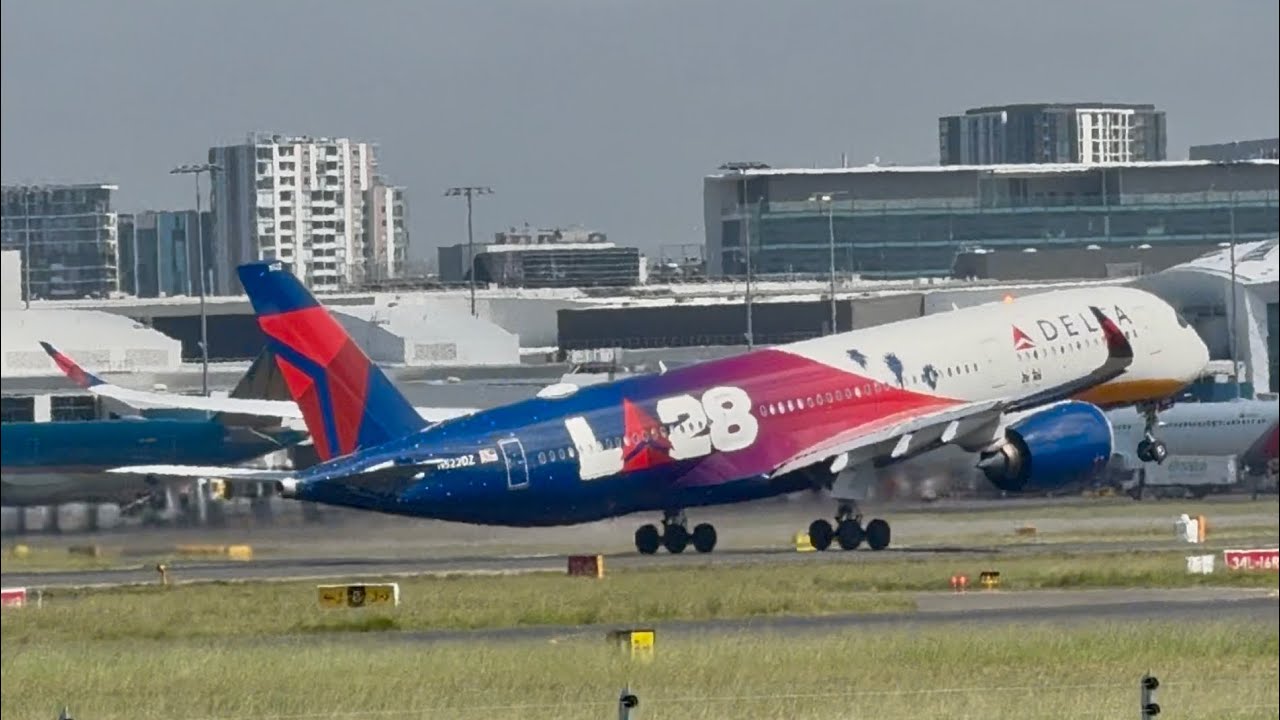 China Eastern & Delta (LA-28) A350, Qantas Freight & Jetstar A321 depart Sydney #planespotting 