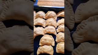 Polnische Piroggen Selbst Gemacht.... Wir Empfehlen