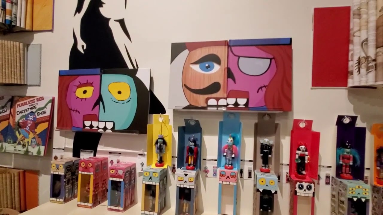 Eating some Honey Pizza and Interesting Stores | Ep 32 | Down Wright Random Adventure