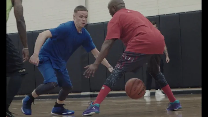 Professor balls on Westside of Chicago w/ Arthur A...