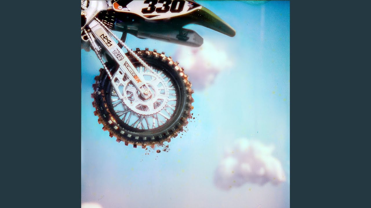 在 YouTube 上觀看「NüWhip」 在 YouTube 上觀看「NüWhip」