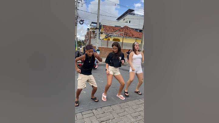 Pegando a coreografia da música
