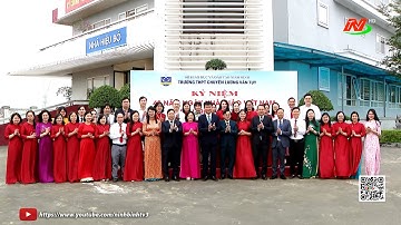 Các đồng chí lãnh đạo Tỉnh thăm, chúc mừng nhân kỷ niệm 43 năm Ngày Nhà giáo Việt Nam