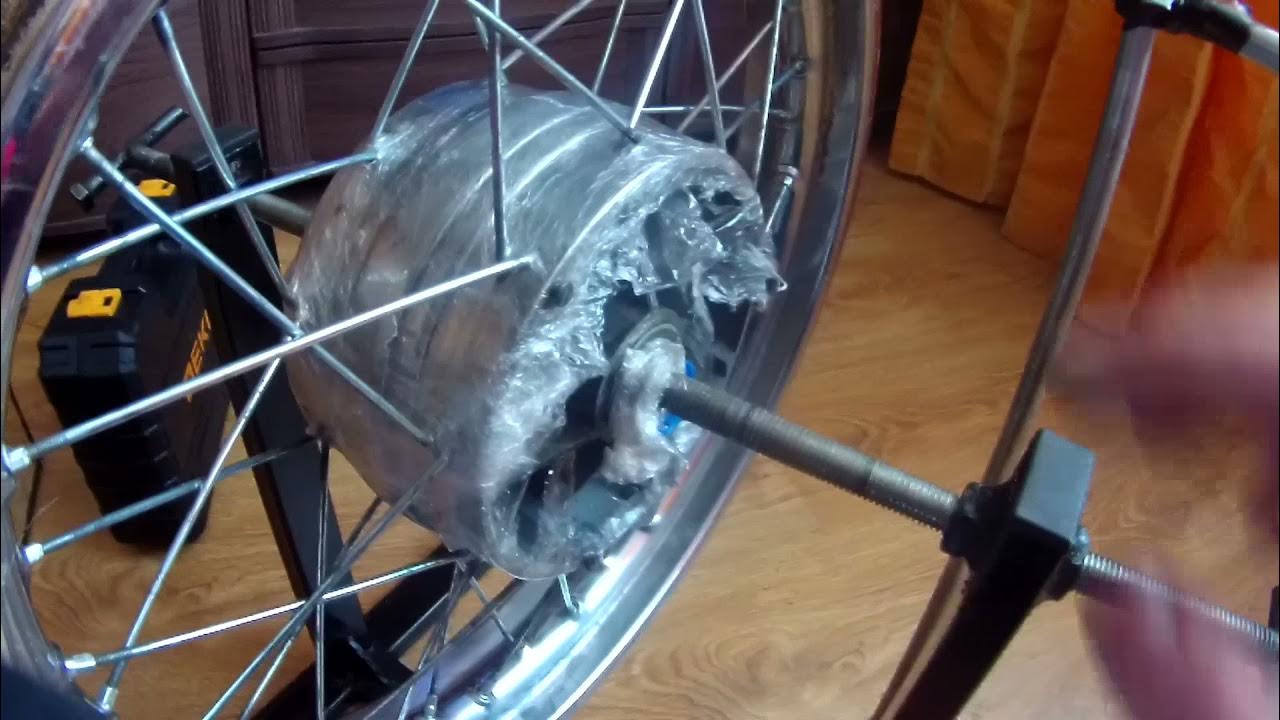 Колесо Восход 2, б/у, в наличии. Цена: 1 000 ₽ в Новосибирске