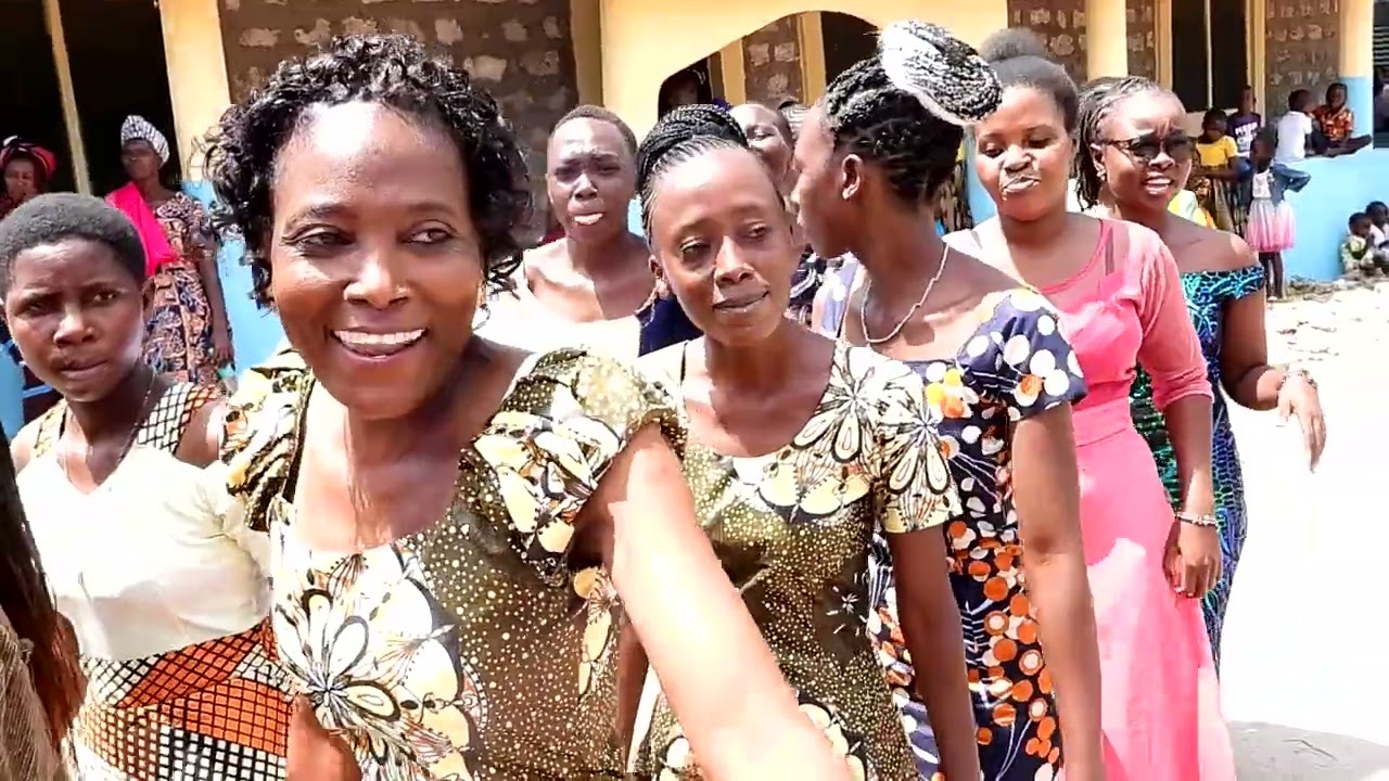 Gladys weds John song by Kaka Brayo