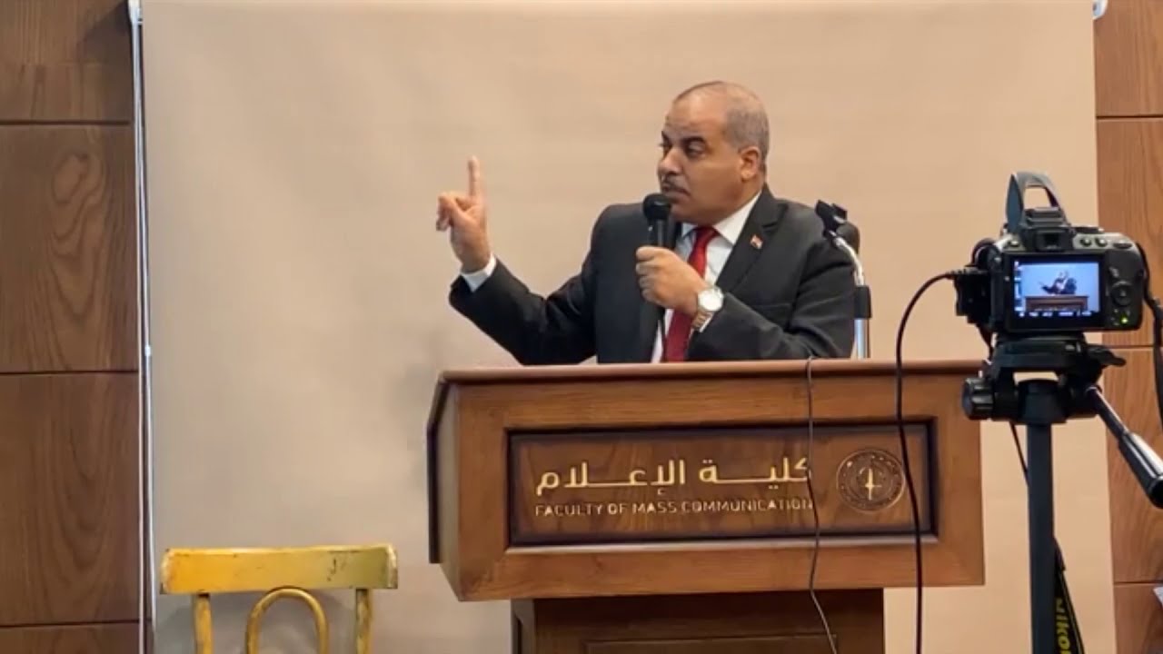 شاهد .. المحرصاوي رئيس جامعة الأزهر يبدع ويغرد بمناسبة اليوم العالمي للغة العربية