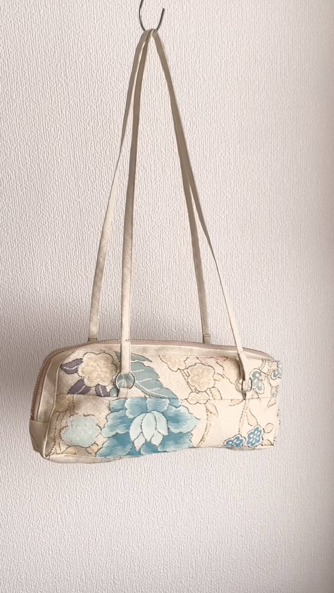 帯をリメイクして流行りの長方形のハンドバッグを作ってみました