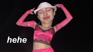Olivia Rodrigo Being Iconic For 1 Minute
