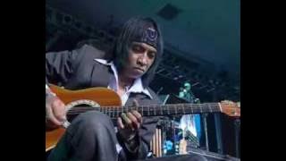 Toto Tewel's Action