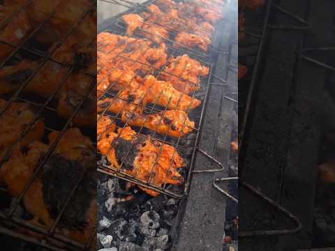 اذا انت جوعان وتريد دجاج لازم تجرب الدجاج عند مطعم نفر تيتي ديالى الزيدي