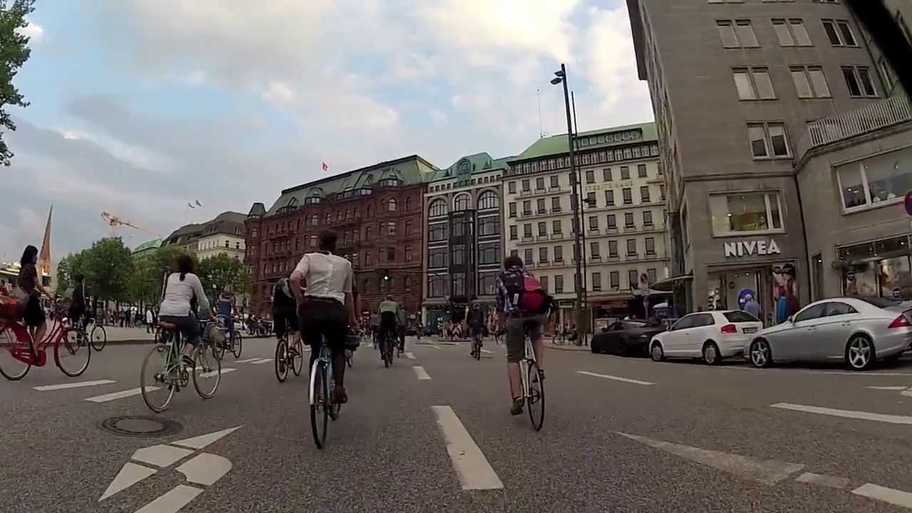 Critical Mass Hamburg 31.05.2013 - YouTube