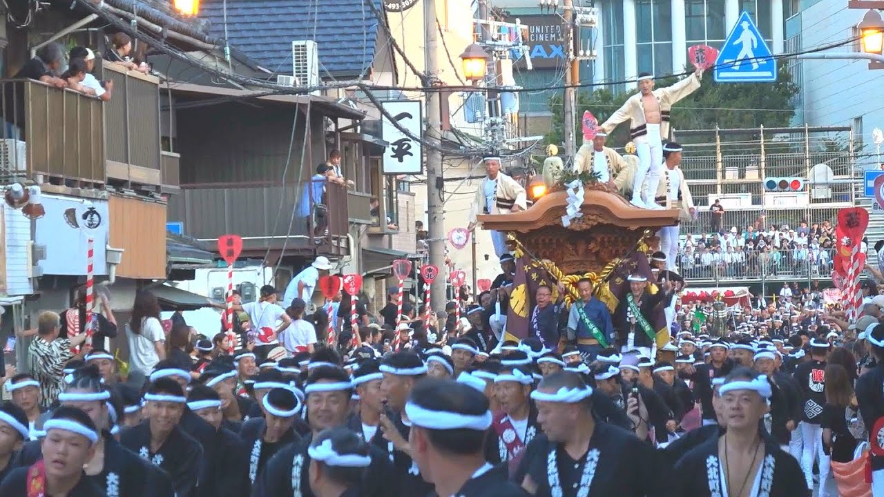 2025.09.13 岸和田だんじり祭 宵宮 曳き出し 22町岸和田駅前へ(貝源･小門の直進)　令和七年九月十三日(土)　Kishiwada Danjiri Matsuri 　旧市　地車