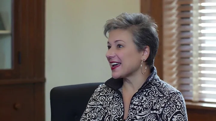 Thrive! with Diane Buzzell on Finding Her Voice Af...