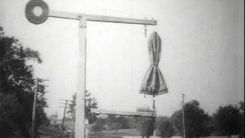 1903 Train Taking up Mail Bag