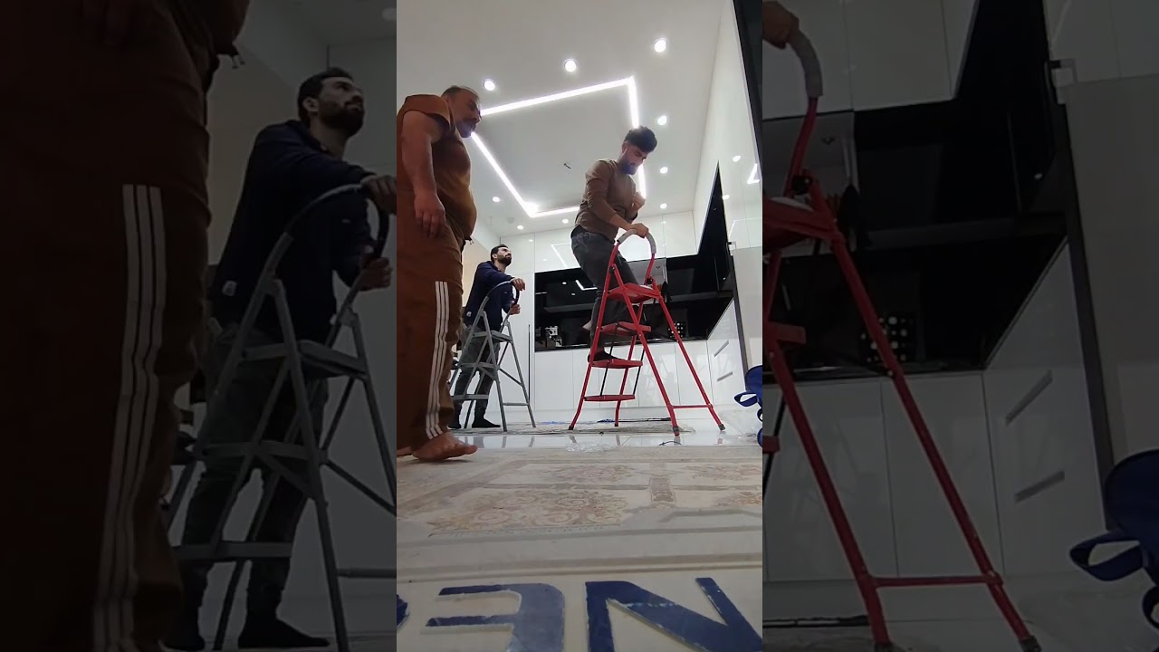 Shiny black stretch ceiling 