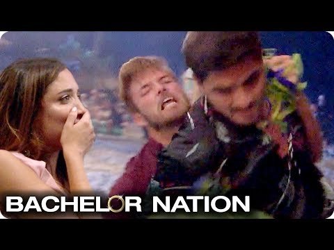 Nicole's Love Triangle Leads To Jordan & Christian Fight! | Bachelor In Paradise