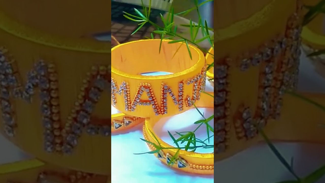 Thread Name bangles 