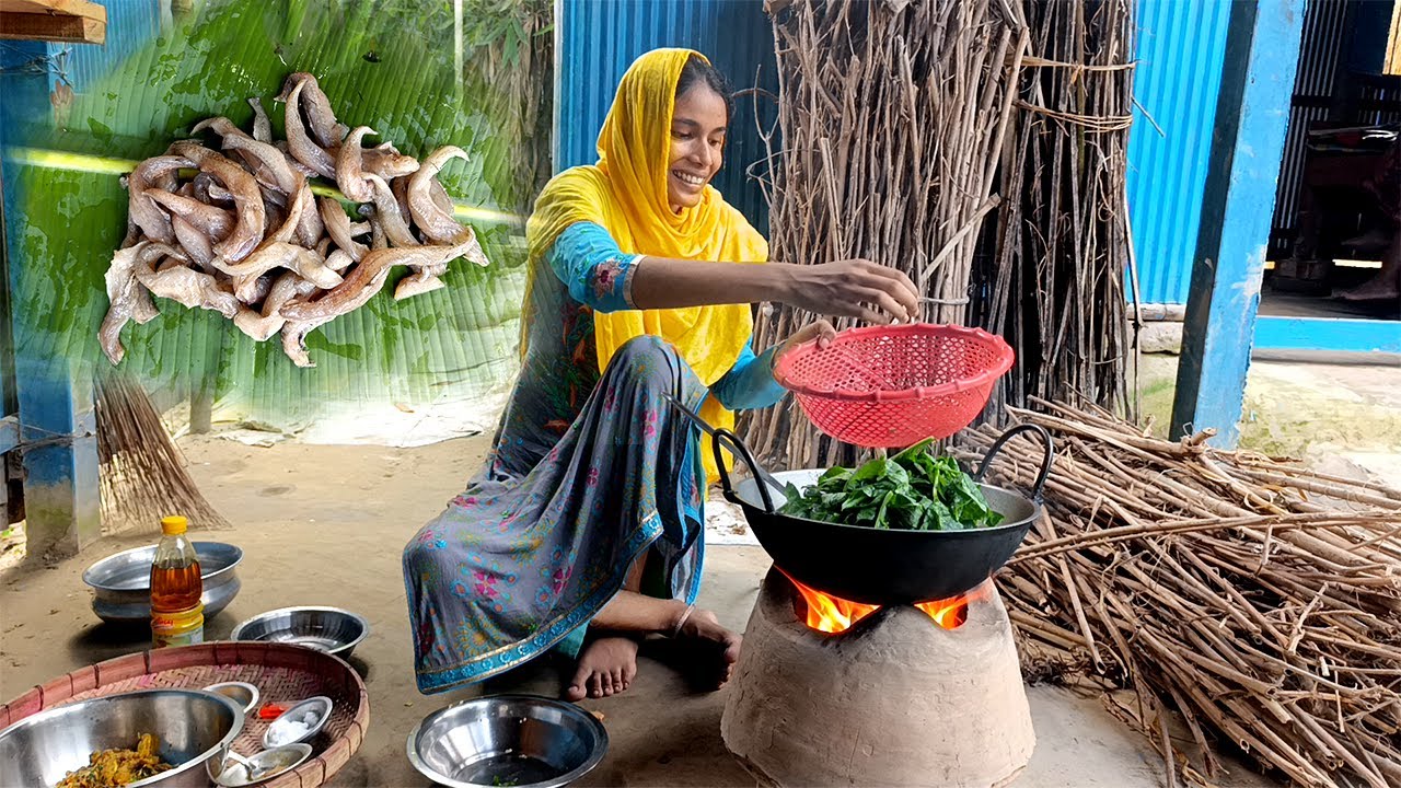 নাজমিন কিভাবে এই প্রথম লইট্টা মাছ রান্না করলো ও সুস্বাদু ধুন্দল ভর্তা । Fish Cooking recipe । Food