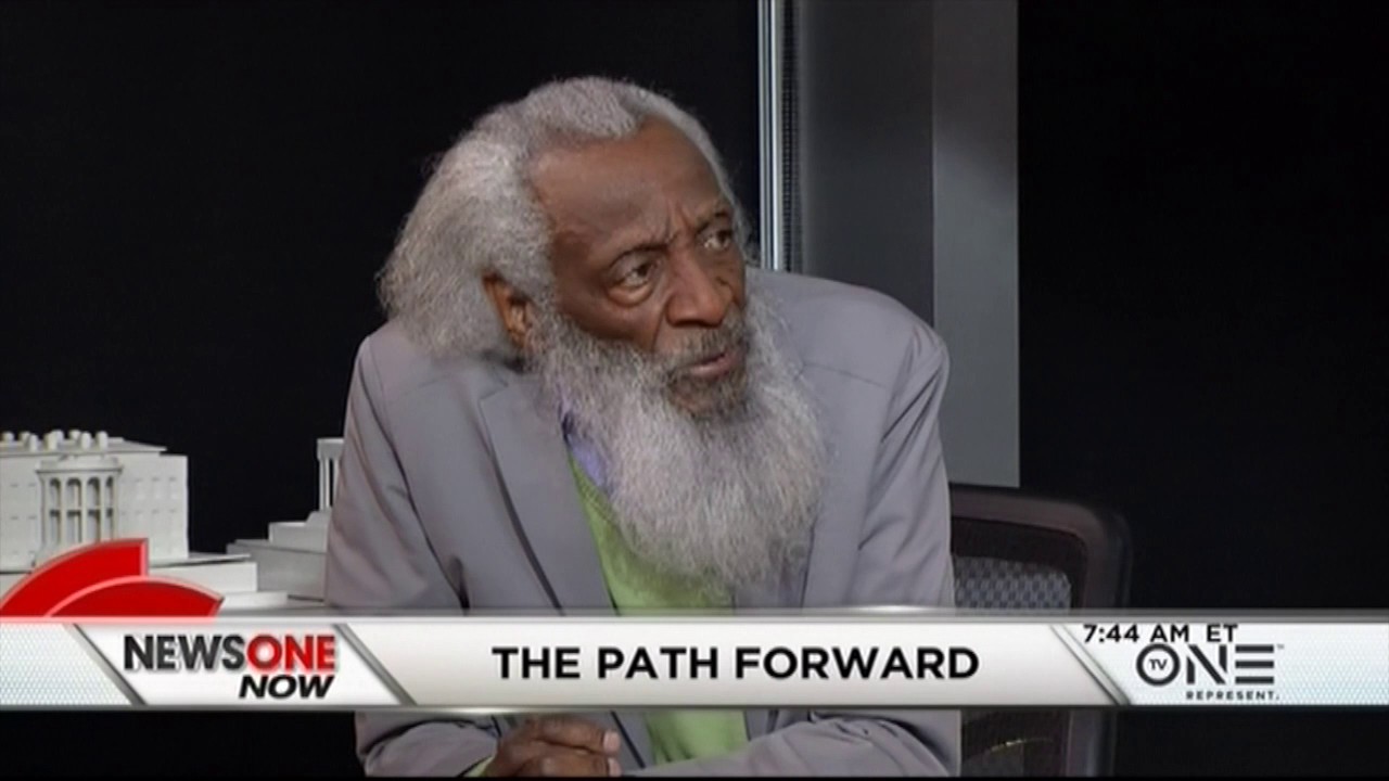 ⁣Dick Gregory Warns America About Potential Impact Of Trump’s Election