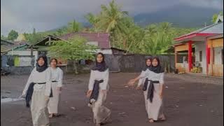 Tarian Kreasi Dana dana Maluku Utara
