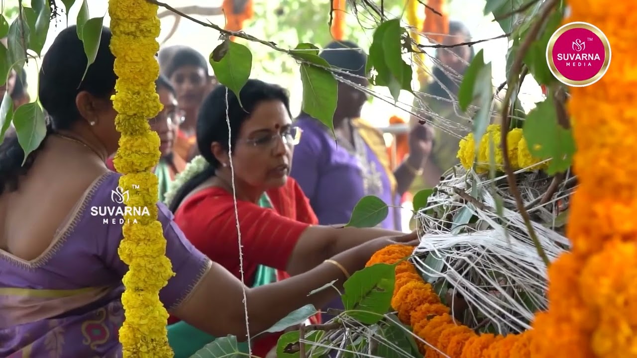 నారావారిపల్లెలో గంగమ్మ, నాగాలమ్మకు ప్రత్యేక పూజలు చేసిన ముఖ్యమంత్రి 
