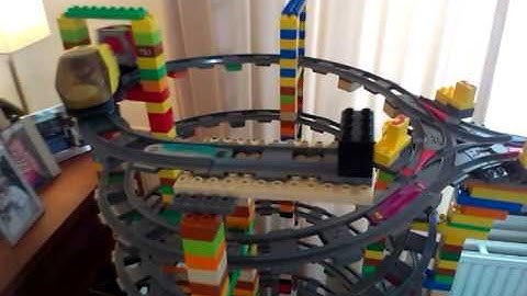 Duplo Intelli Train Mega Circuit 9 levels