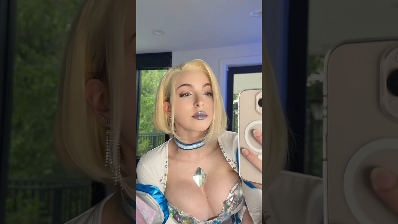 No you hang up 🤭 #emmafrost #marvelrivals