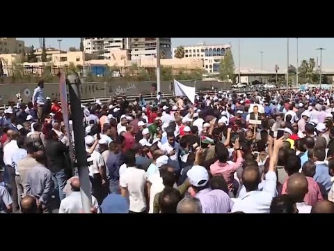 🇯🇴 رغم الجائحة والمنعِ الأمني.. استمرار احتجاجات معلمي الأردن
